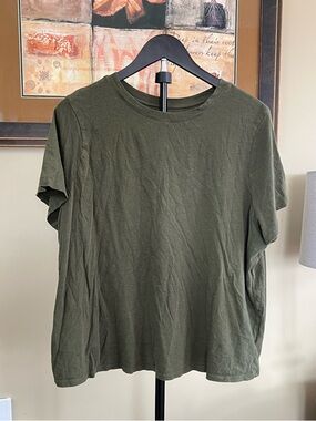 Classic Olive Crewneck T-Shirt - women